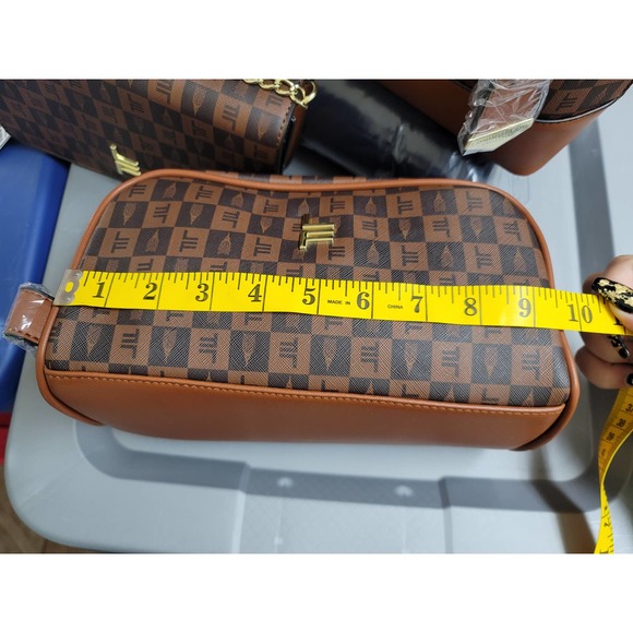 NWT London Fog 3 Piece Bag Set Marci Crossbody, Toiletry, & Tulip Satchel - Picture 9 of 13